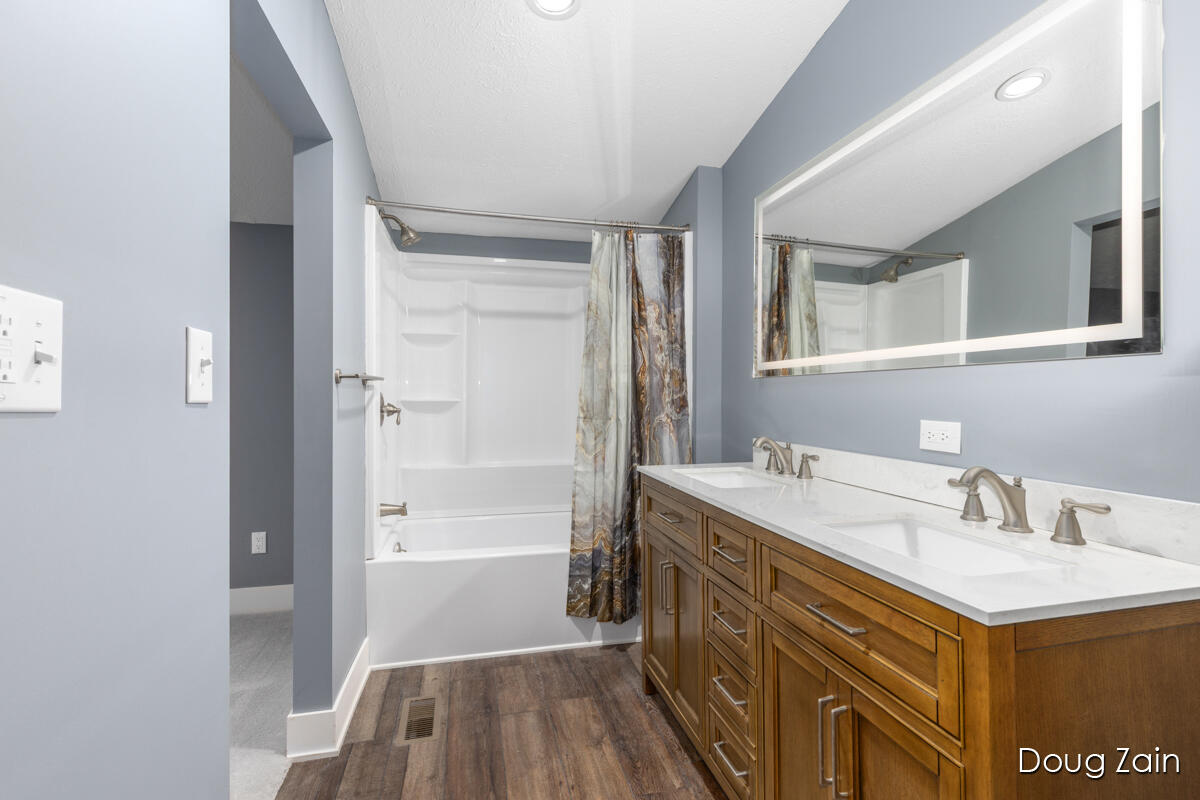 10037 West Colby Road Gowen, MI 49326 - Photo 9 of 28 IMG_1013