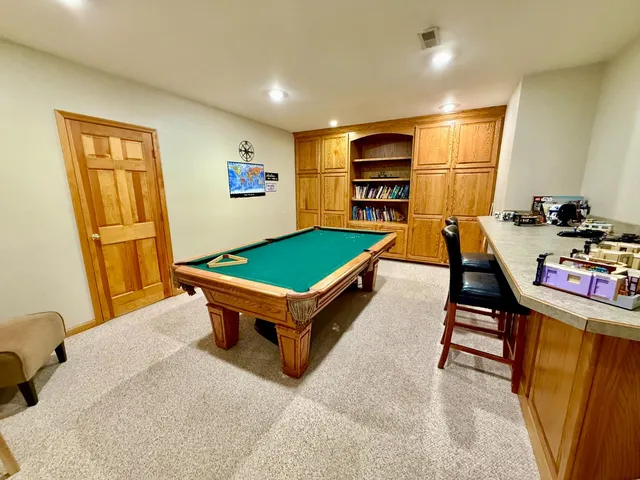 $484,900 | 106 White Oak Drive, Batesville, IN 47006