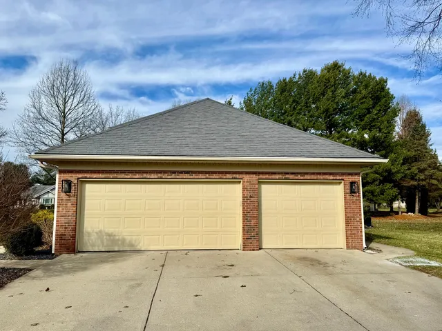 $484,900 | 106 White Oak Drive, Batesville, IN 47006
