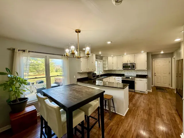 $484,900 | 106 White Oak Drive, Batesville, IN 47006