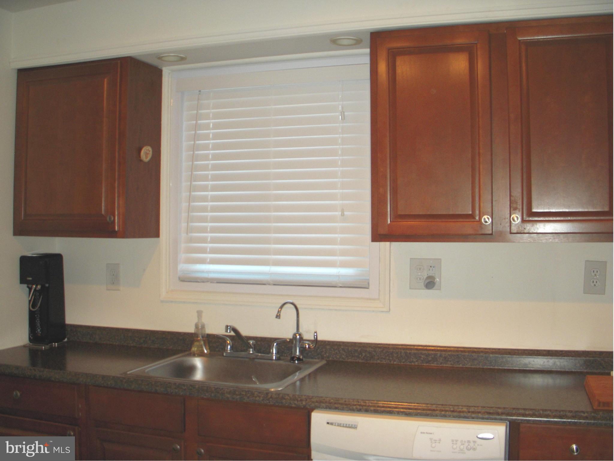 1502 Oakview Drive Silver Spring, MD 20903 - Photo 9 of 25 Kitchen