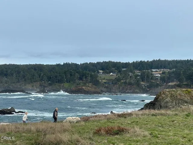 $325,000 | 44821 Baywood Drive, Mendocino, CA 95460