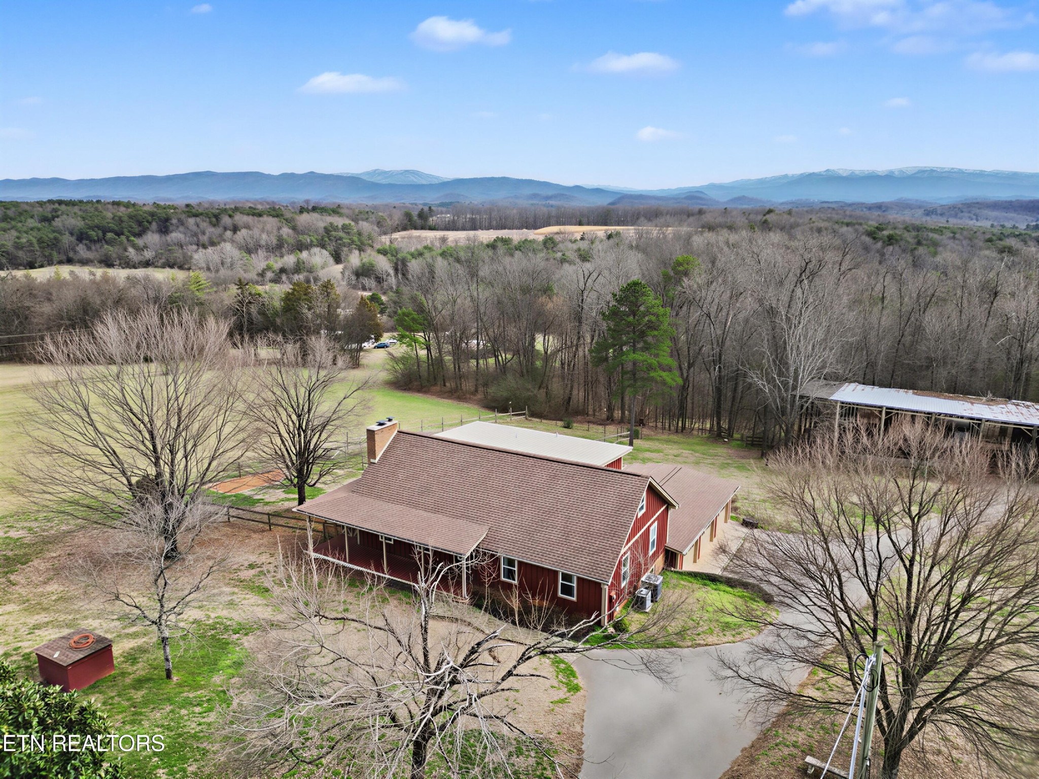6239 North Trigonia Road Greenback, TN 37742 - Photo 9 of 56