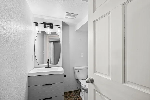 $359,900 | 5007 Colorado Street, Duluth, MN 55804