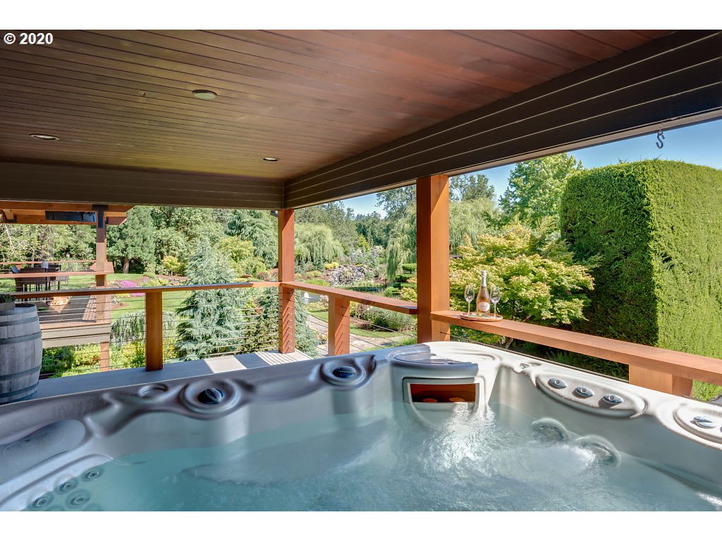 15338 South Hattan Road Oregon City, OR 97045 - Photo 14 of 29