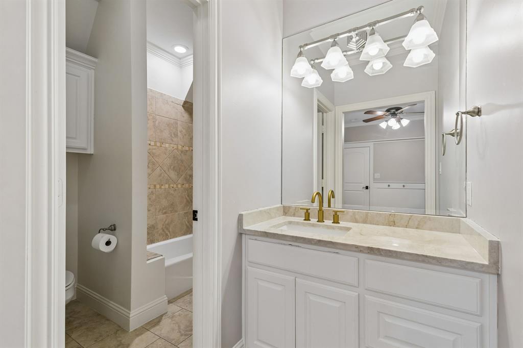 5707 Watson Circle Dallas, TX 75225 - Photo 32 of 40