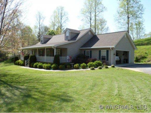17 Wheat Ridge Road Sylva, NC 28779 - Photo 1 of 18 Gallery Image 1