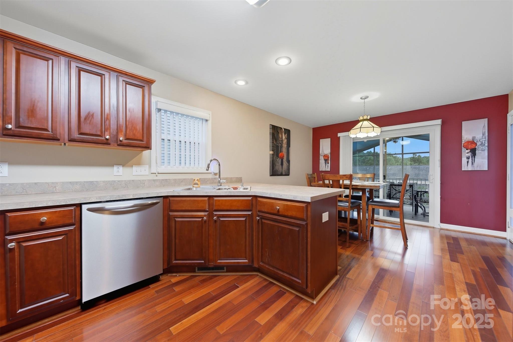 1611 Mayfair Drive Conover, NC 28613 - Photo 15 of 48