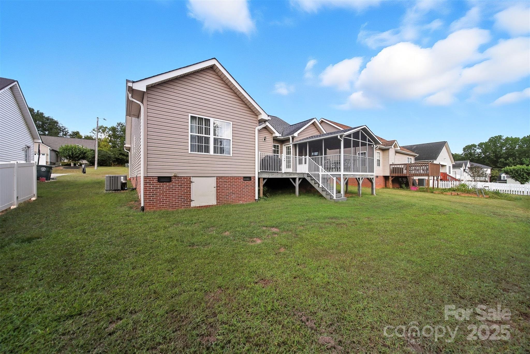 1611 Mayfair Drive Conover, NC 28613 - Photo 33 of 48