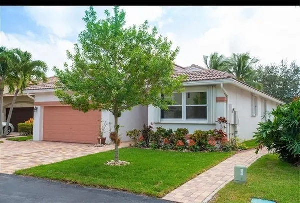 $2,790 | 3576 Canary Palm Court, Pompano Beach, FL 33069