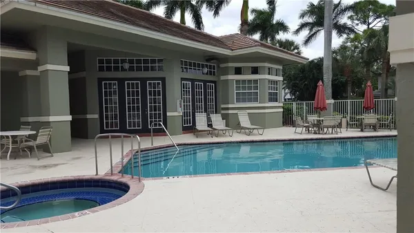 $2,790 | 3576 Canary Palm Court, Pompano Beach, FL 33069