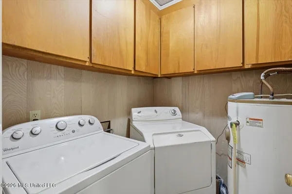 $179,999 | 1802 Old Highway 80, Forest, MS 39074