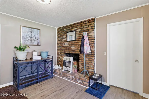 $179,999 | 1802 Old Highway 80, Forest, MS 39074