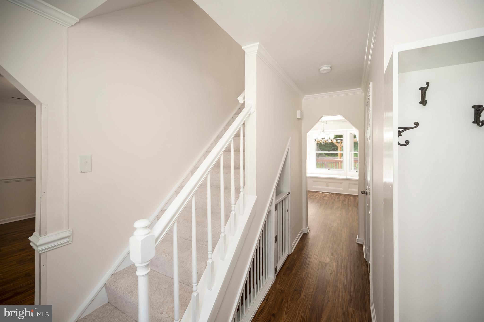 633 Welsh Drive Ruther Glen, VA 22546 - Photo 19 of 71 Stairs