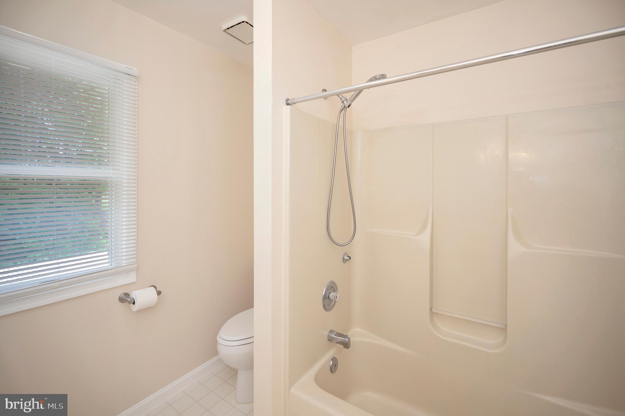 633 Welsh Drive Ruther Glen, VA 22546 - Photo 26 of 71 Primary bathroom