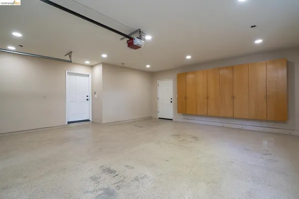$1,475,000 | 6109 Fairlane Drive, Oakland, CA 94611