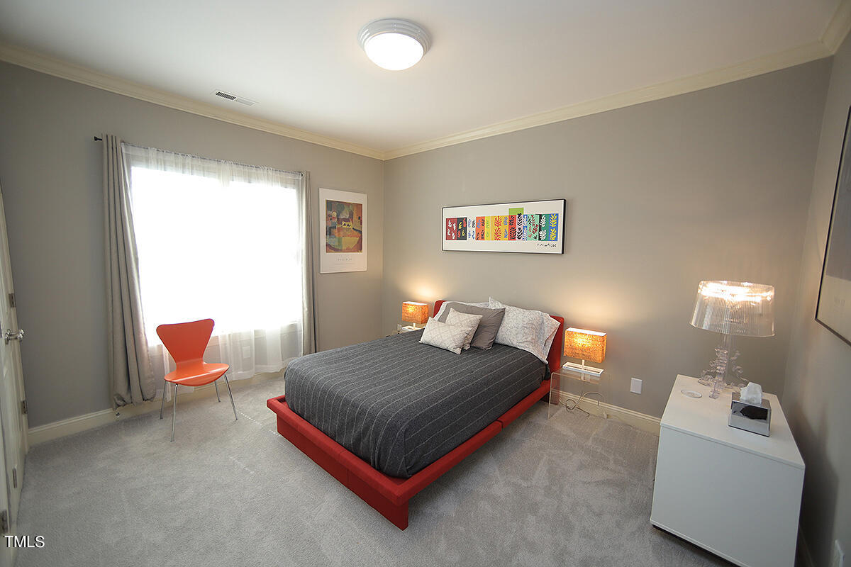 304 Forsyth Street Raleigh, NC 27609 - Photo 12 of 21 bedroom