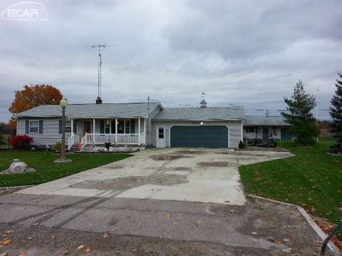 9215 South Nichols Road Gaines, MI 48436 - Photo 2 of 53 20423982-1.JPG