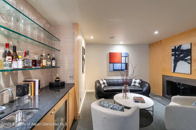 $50,000 | 506 West Hallam Street, Aspen, CO 81611