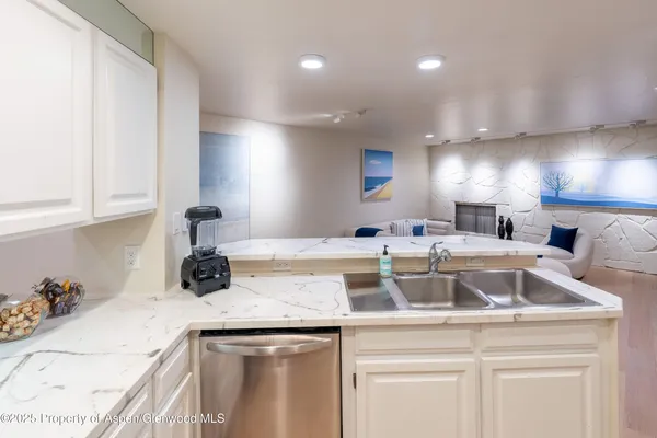 $60,000 | 506 West Hallam Street, Aspen, CO 81611