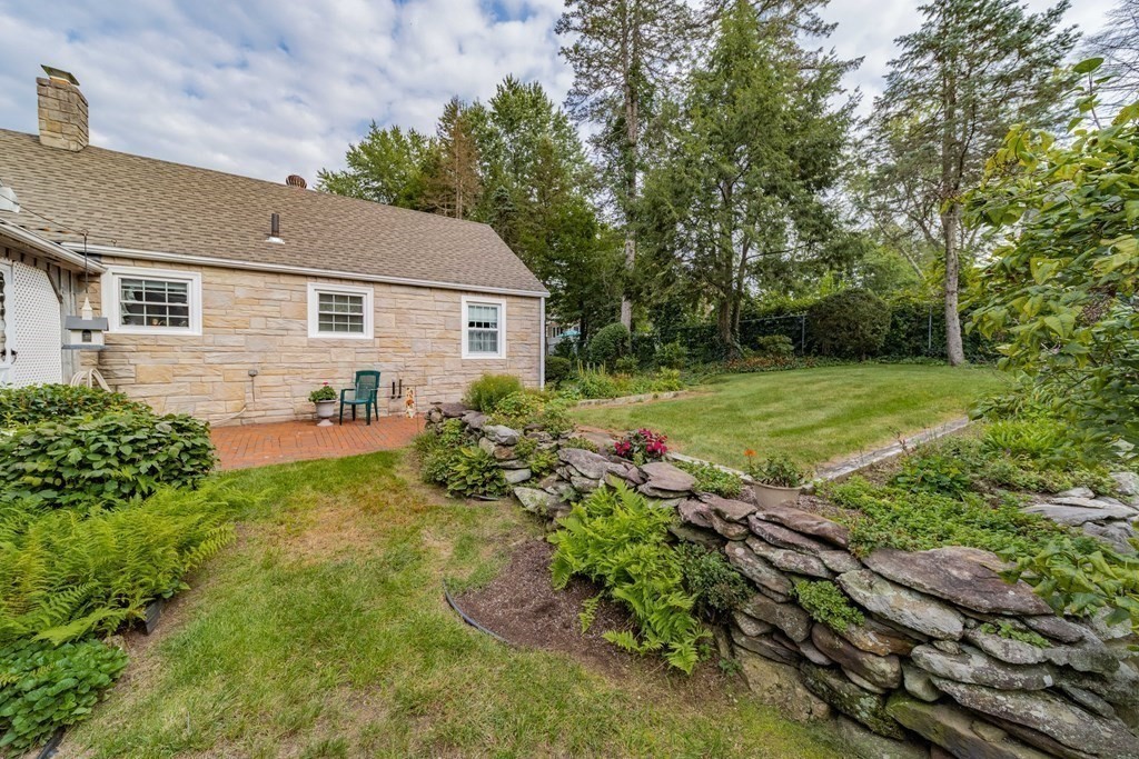 107 Lincoln Road Longmeadow, MA 01106 - Photo 19 of 42