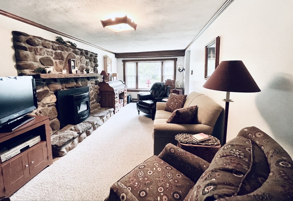 107 Lincoln Road Longmeadow, MA 01106 - Photo 20 of 42