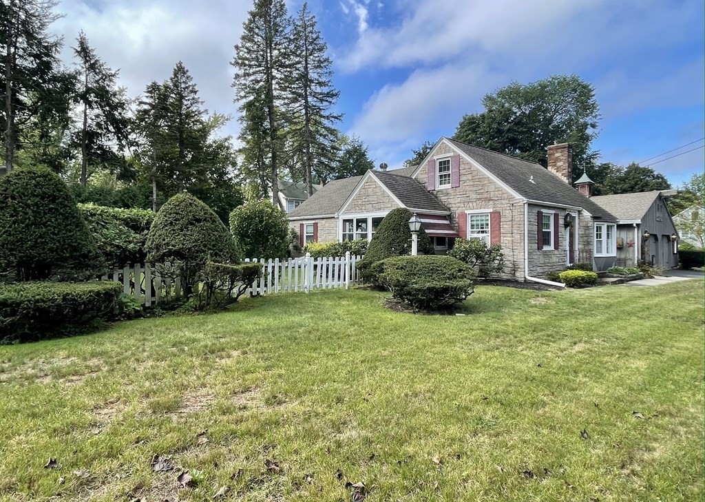 107 Lincoln Road Longmeadow, MA 01106 - Photo 2 of 42