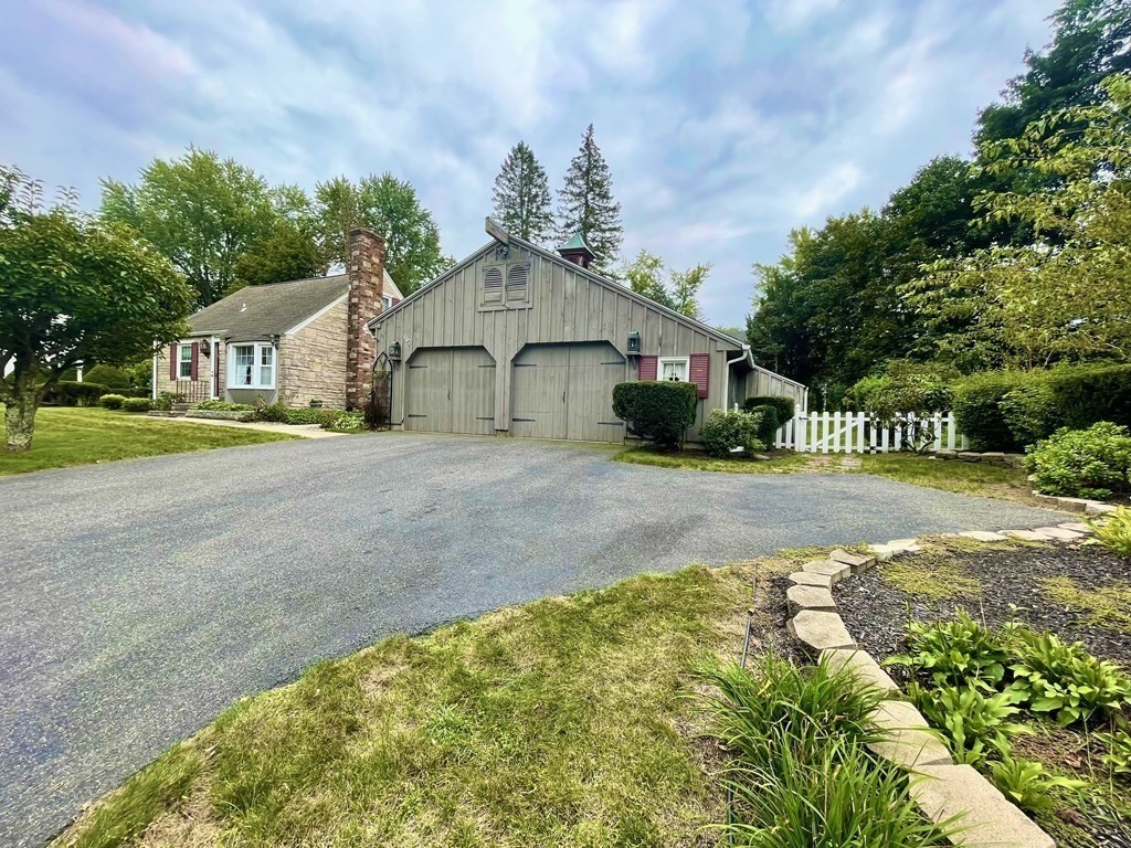 107 Lincoln Road Longmeadow, MA 01106 - Photo 5 of 42