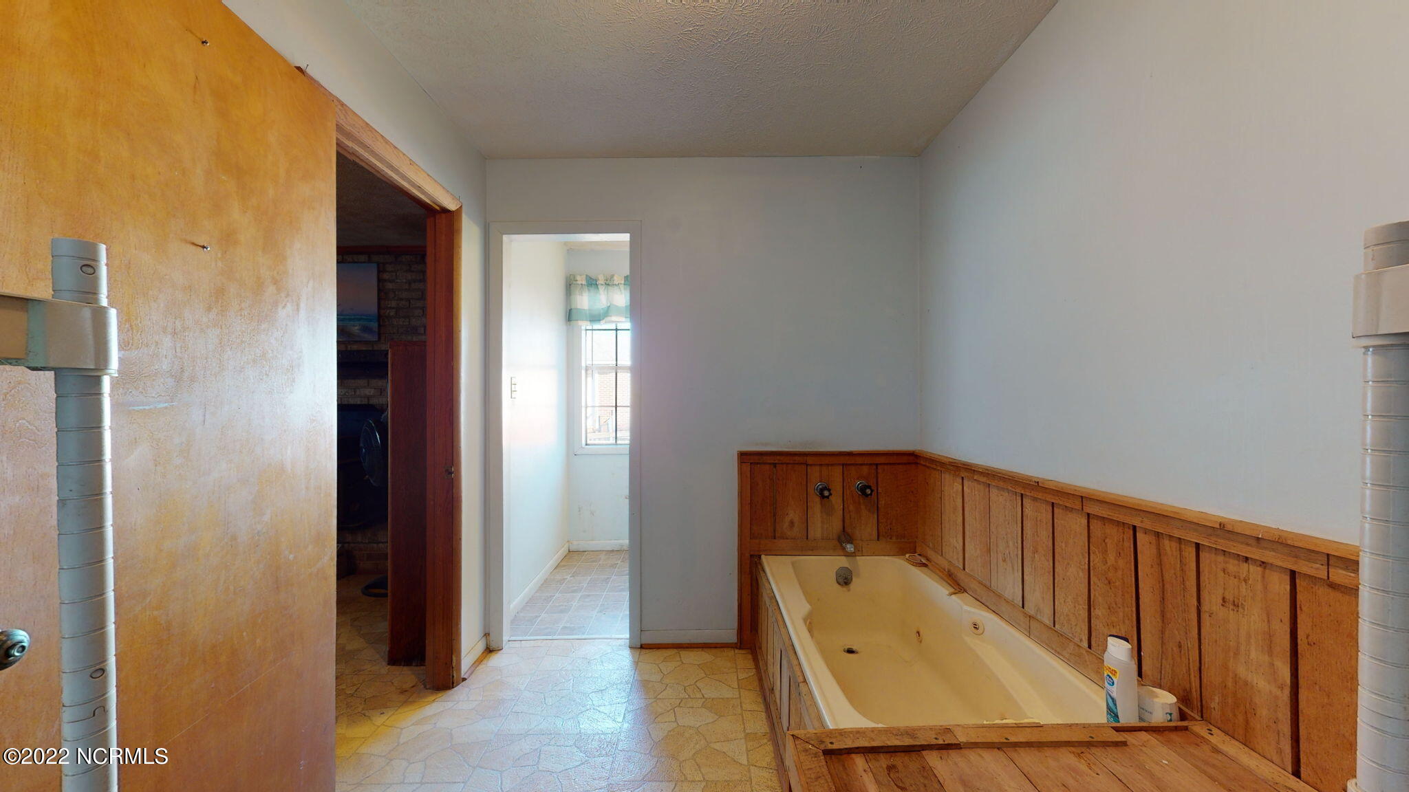 2203 Mayberry Loop Road Morehead City, NC 28557 - Photo 11 of 27 Bathroom