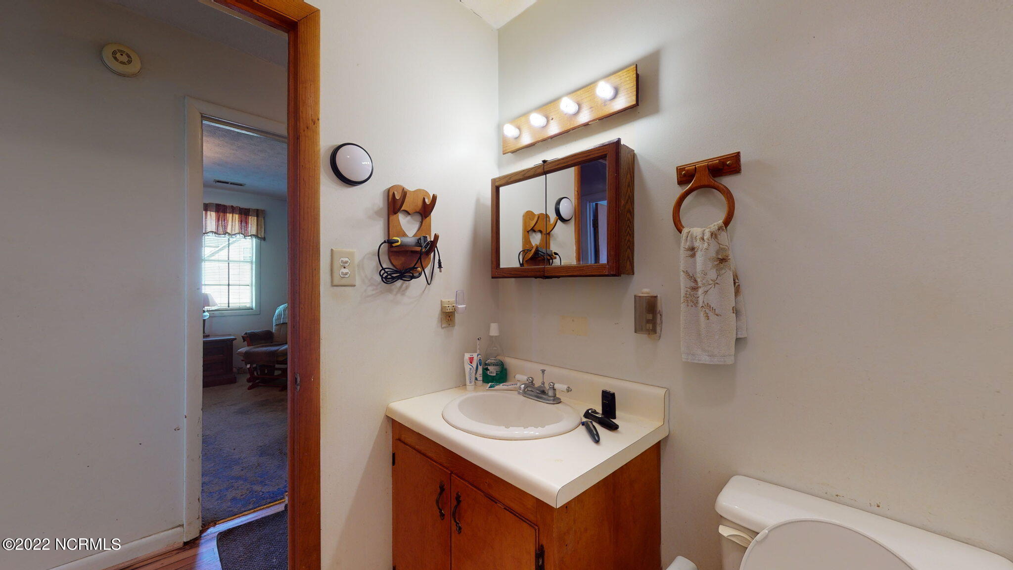 2203 Mayberry Loop Road Morehead City, NC 28557 - Photo 13 of 27 Bathroom