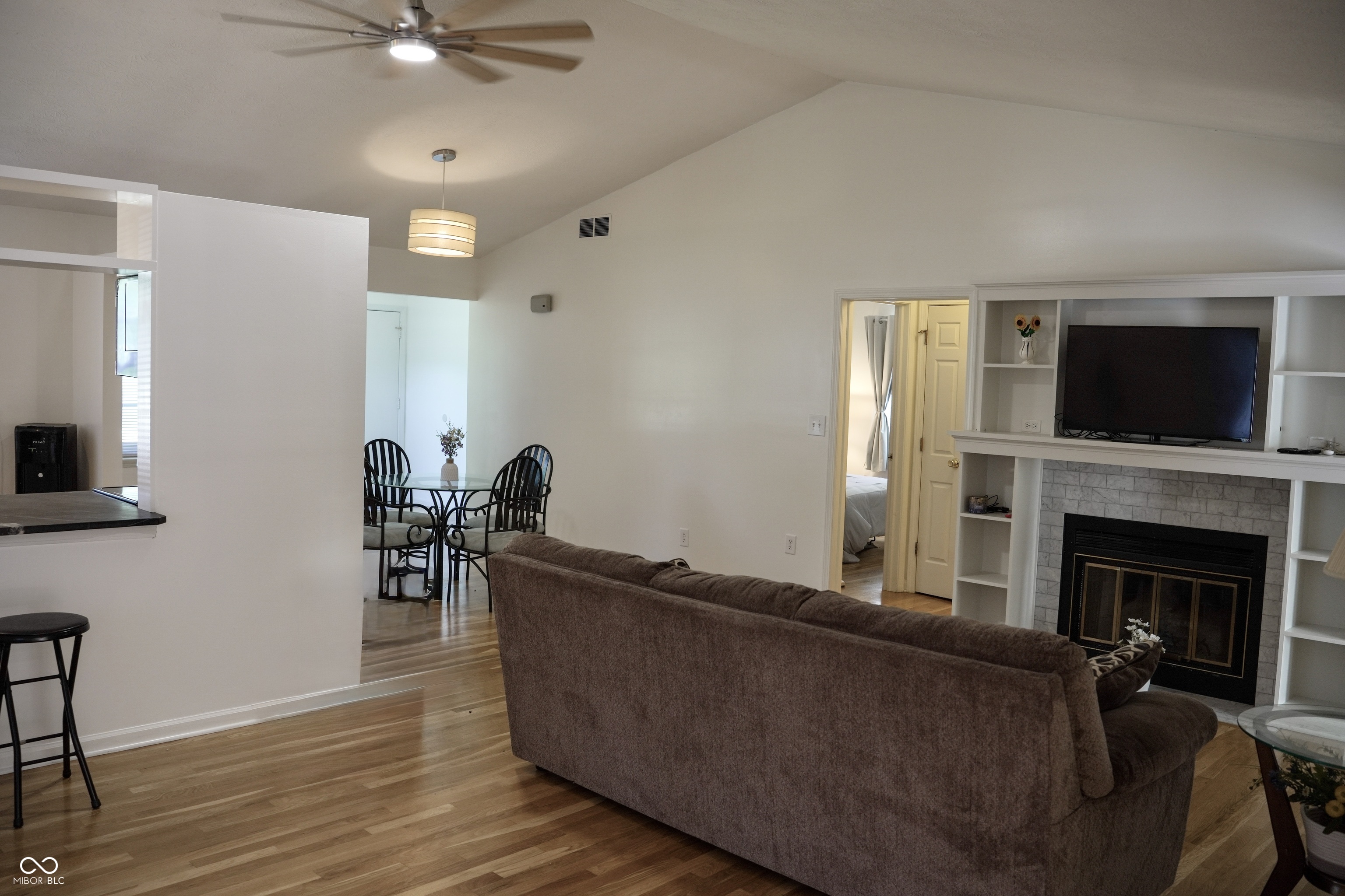 9143 Warwick Road Indianapolis, IN 46240 - Photo 15 of 48