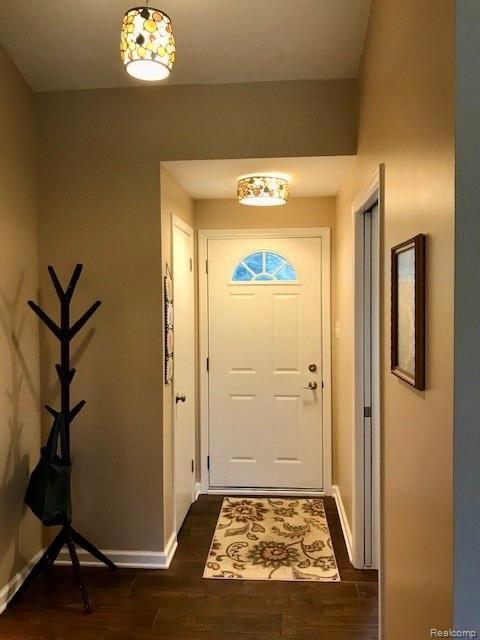 259 Nesbit Lane Rochester Hills, MI 48309 - Photo 5 of 38