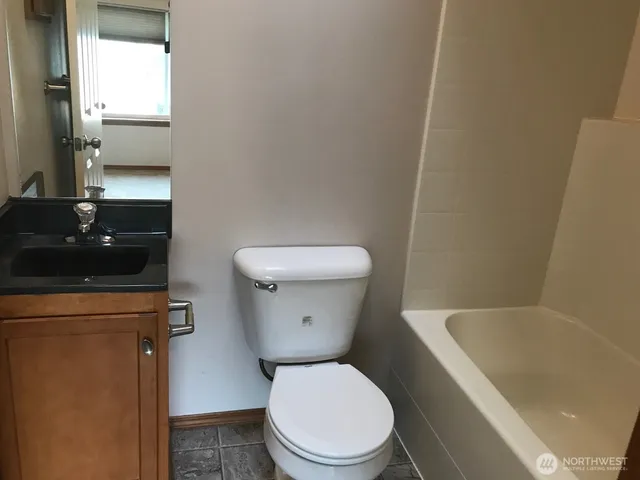 $2,250 | 12723 35th Avenue Northeast, Unit A, Seattle, WA 98125