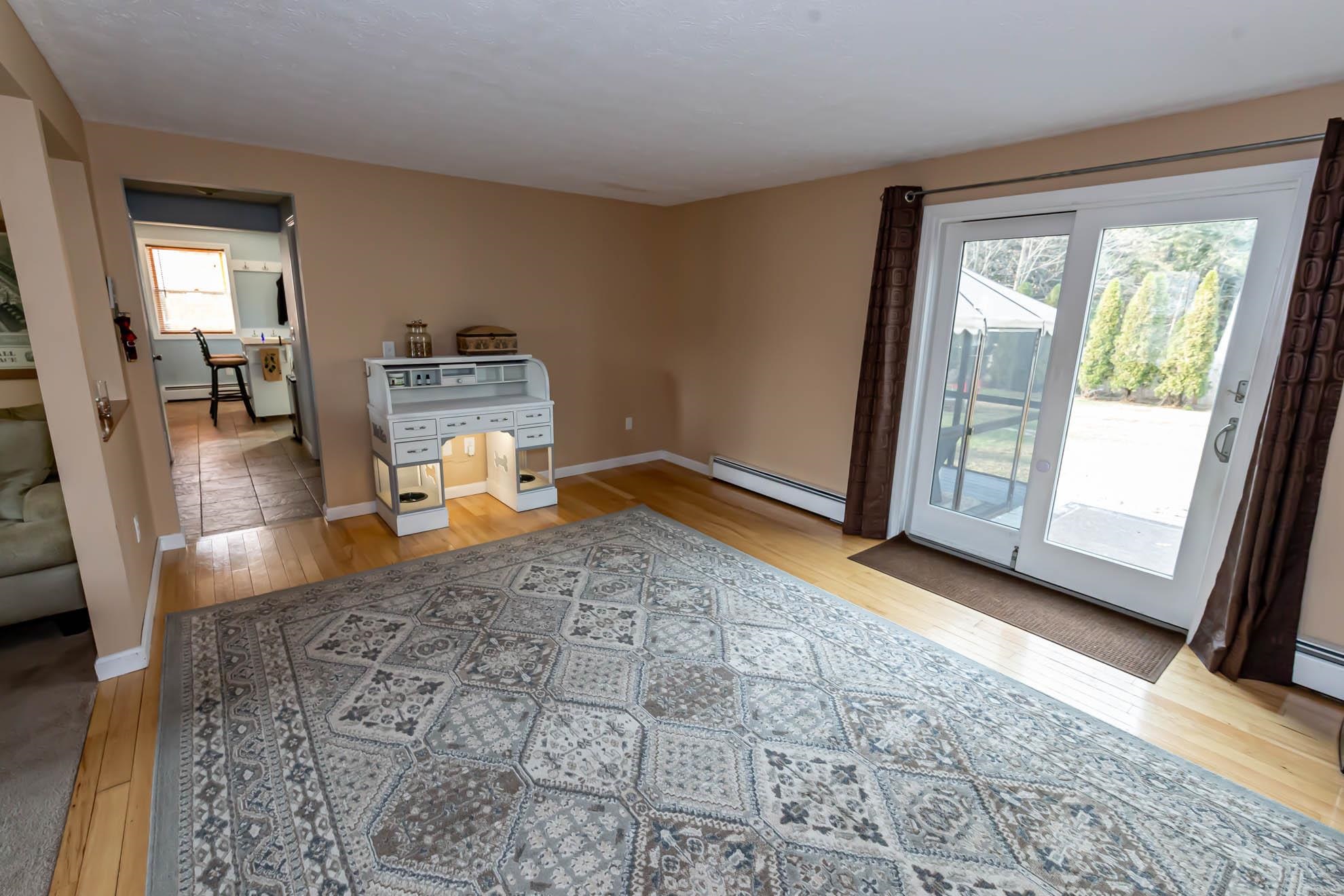 48 Robert Hall Road Manchester, NH 03103 - Photo 22 of 37 Gallery Image 22