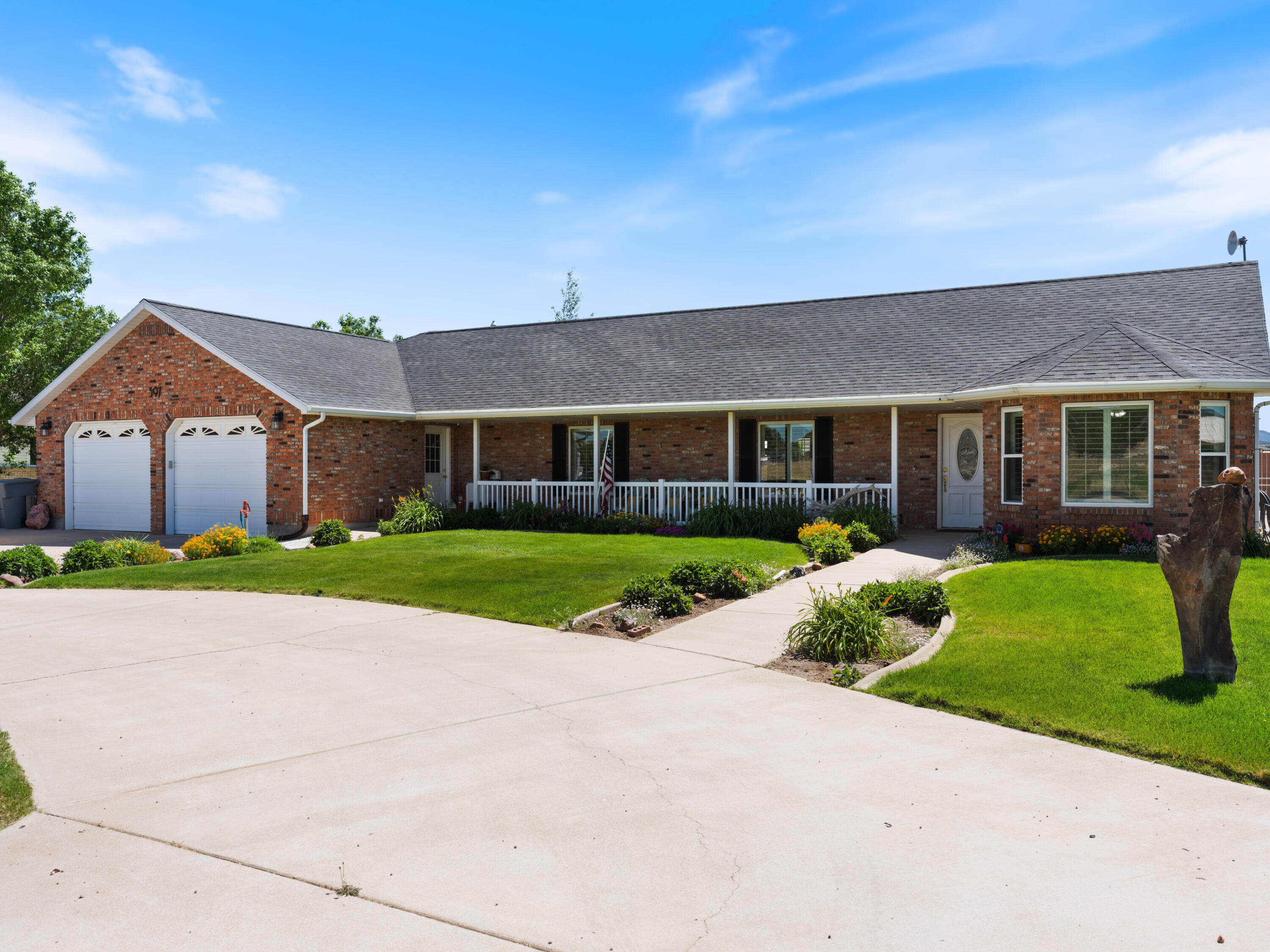 397 South Center Street Enterprise, UT 84725 - Photo 4 of 40 04-B0002182
