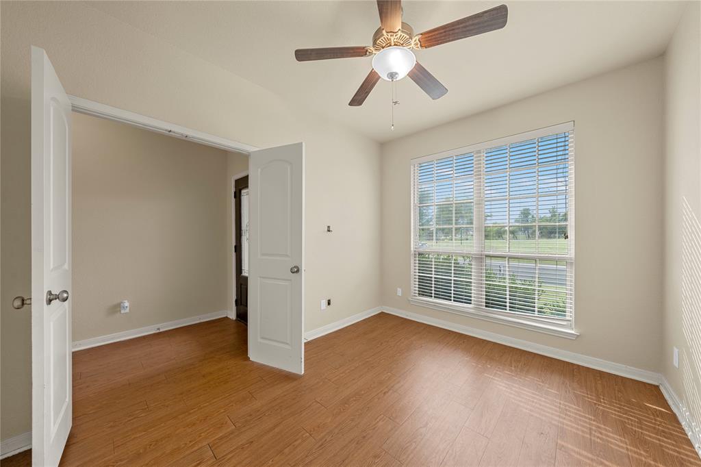 10249 Biltmore Drive Waco, TX 76708 - Photo 4 of 32