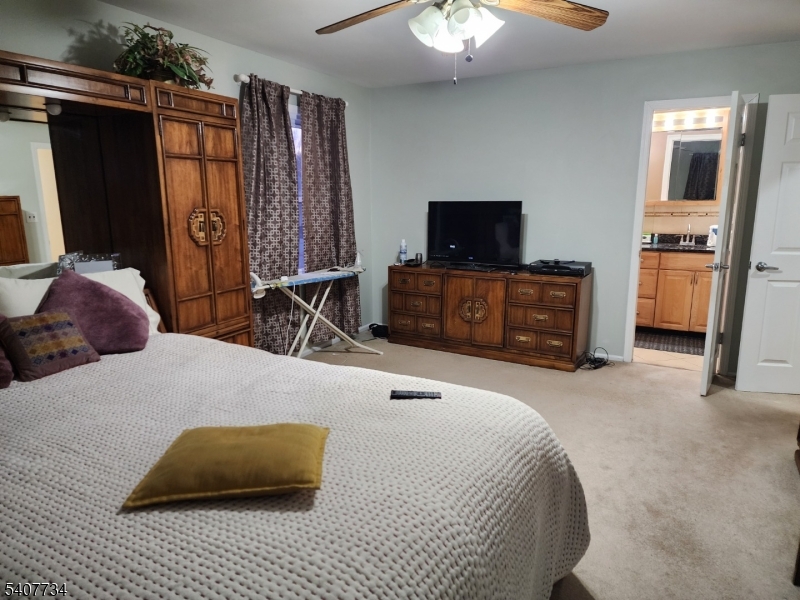 71 Rodak Circle Edison, NJ 08817 - Photo 14 of 20