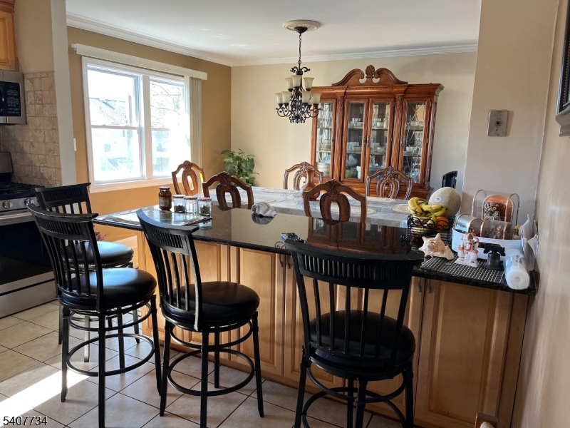 71 Rodak Circle Edison, NJ 08817 - Photo 6 of 20