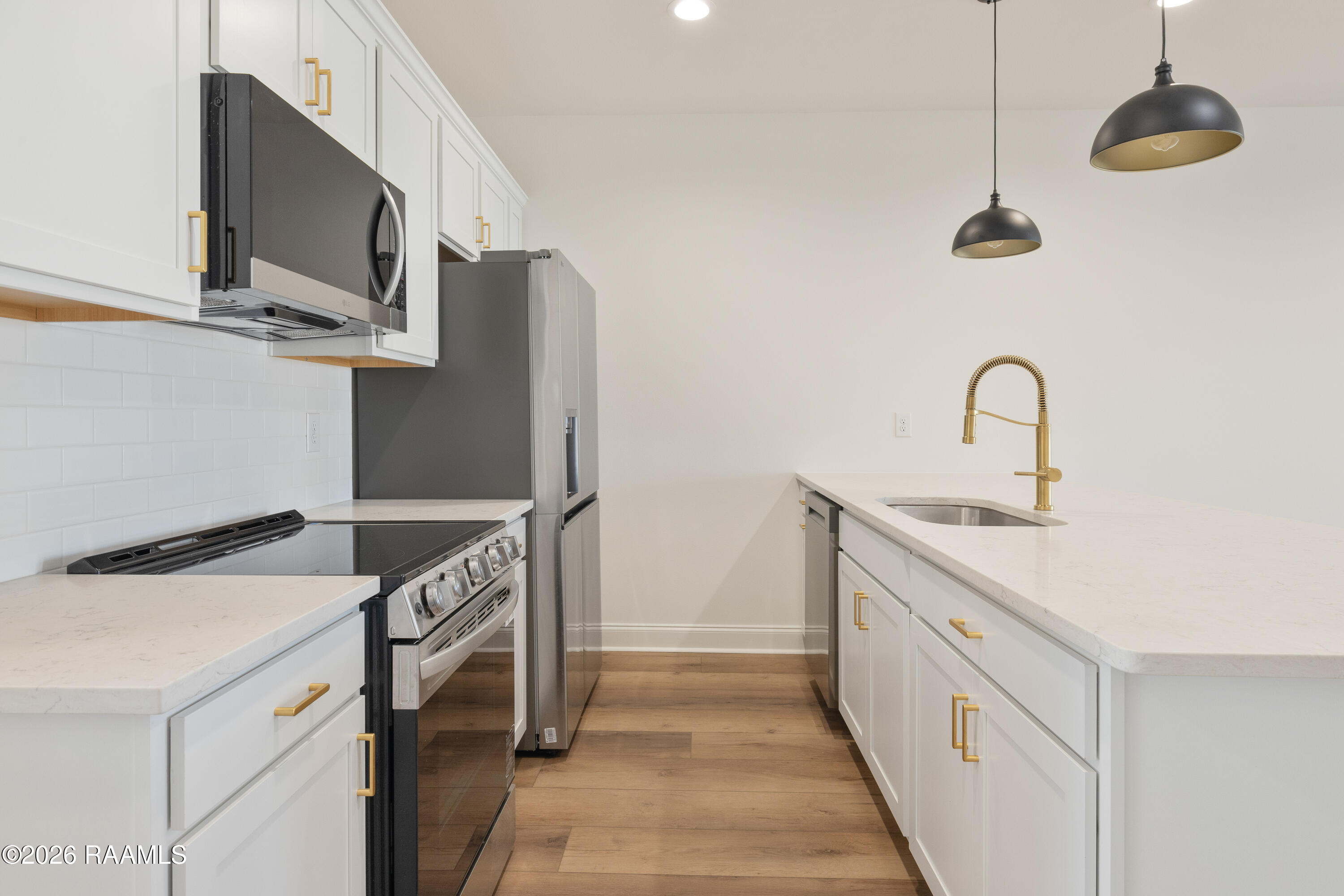 128 Frontier Lane Scott, LA 70583 - Photo 3 of 23 Kitchen