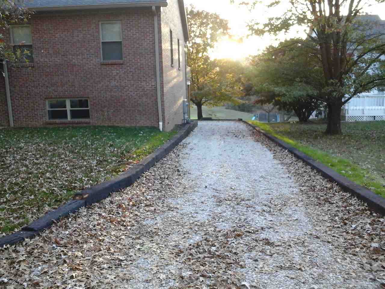 2938 Bromm Road Evansville, IN 47720 - Photo 13 of 35 Gallery Image 13