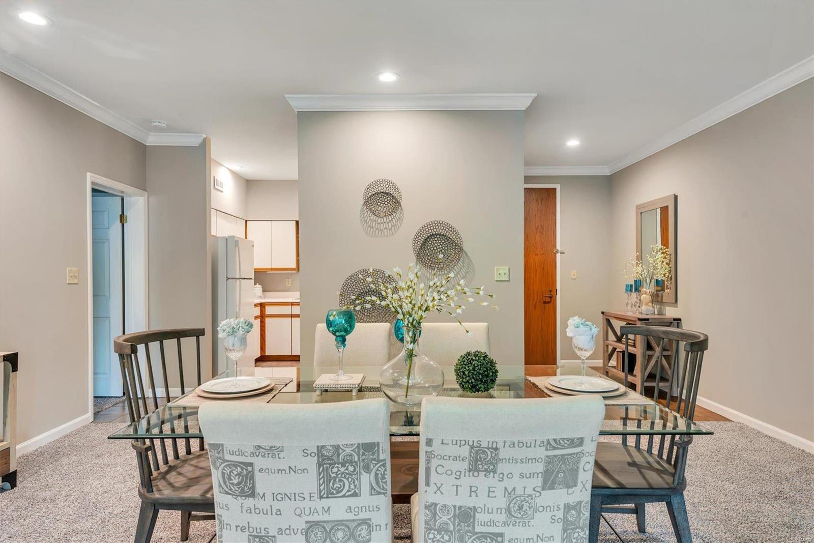 155 North Hanley Road, Unit 104 St. Louis, MO 63105 - Photo 21 of 22 Gallery Image 21