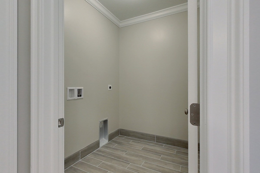 531 Clark Street Gardner, MA 01440 - Photo 21 of 42