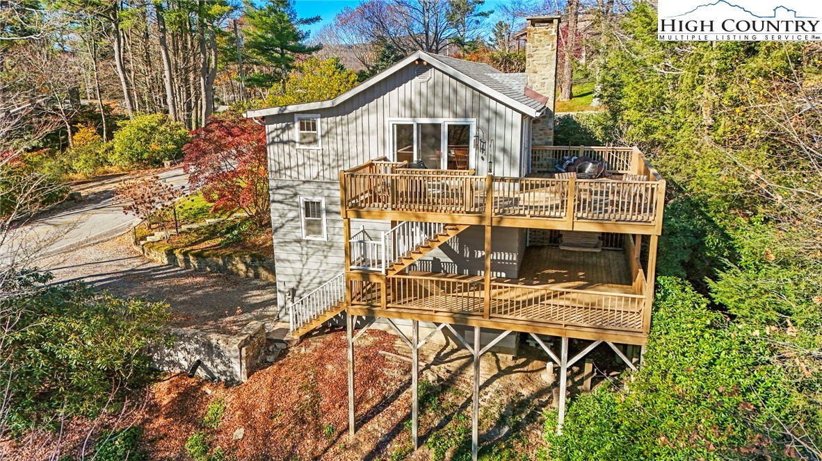 366 Spruce Road Blowing Rock, NC 28605 - Photo 9 of 44 Gallery Image 9