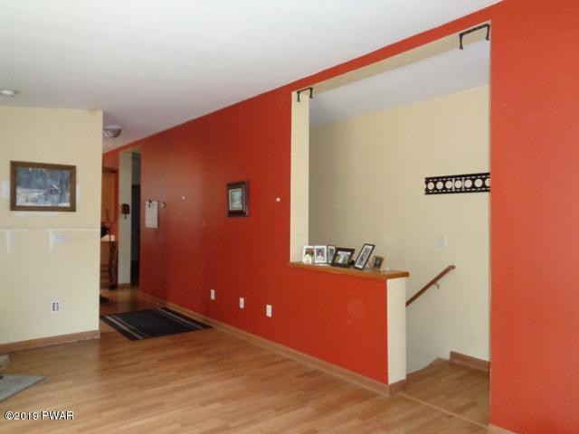 508 Rowland Road Greeley, PA 18425 - Photo 14 of 33 Front Room (2)