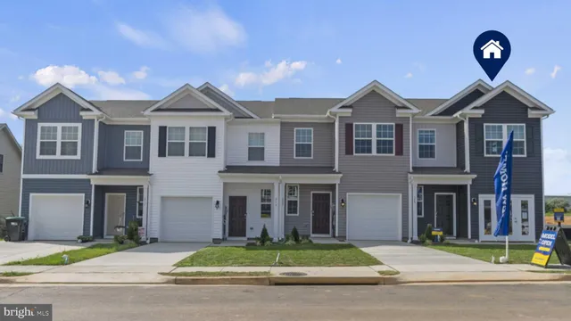 $274,990 | 56 Windsor Court, Gettysburg, PA 17325