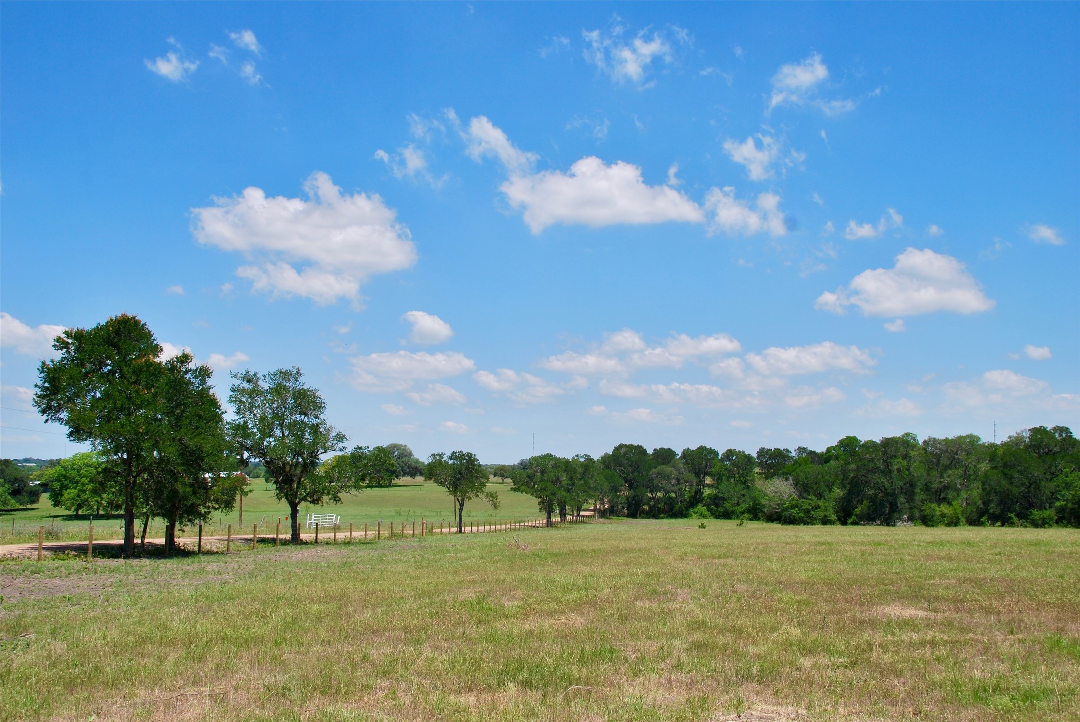 2340 Langdon Road Weimar, TX 78962 - Photo 2 of 26