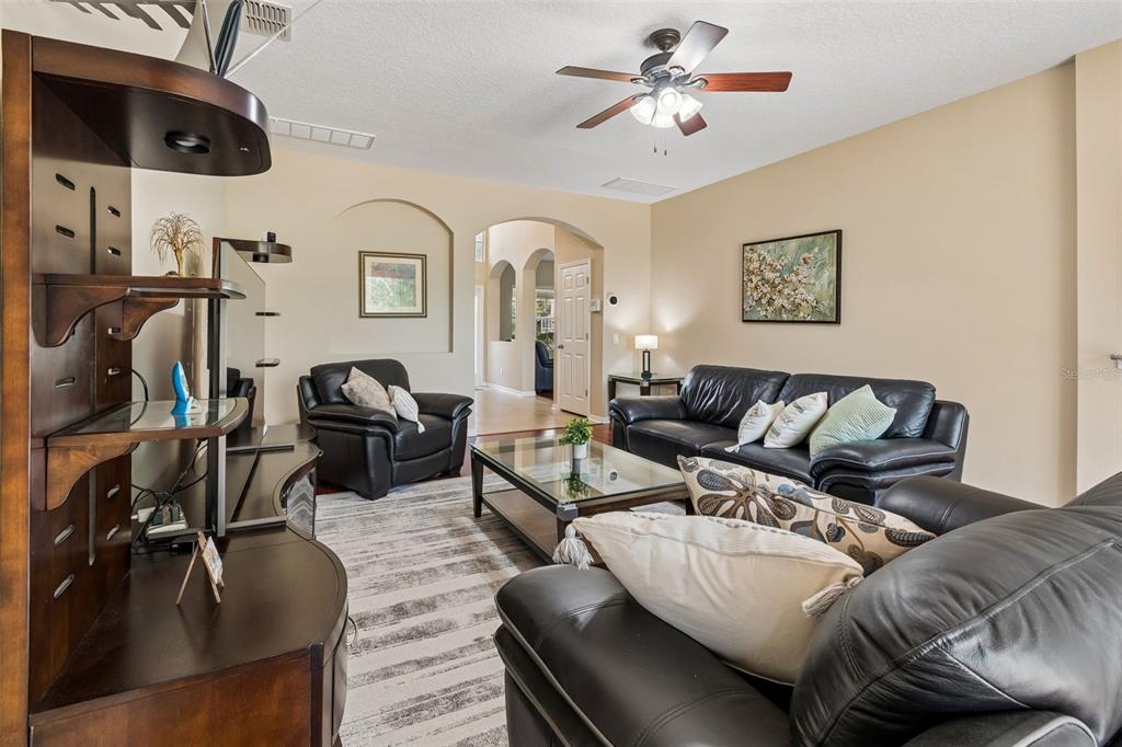 10837 Breaking Rocks Drive Tampa, FL 33647 - Photo 17 of 47