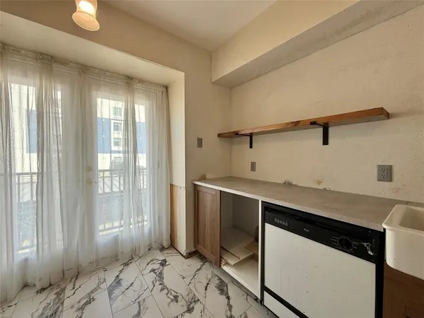 $133,100 | 7830 Meadow Park Drive, Unit 209, Dallas, TX 75230