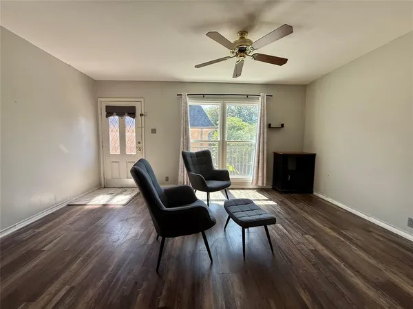 $133,100 | 7830 Meadow Park Drive, Unit 209, Dallas, TX 75230