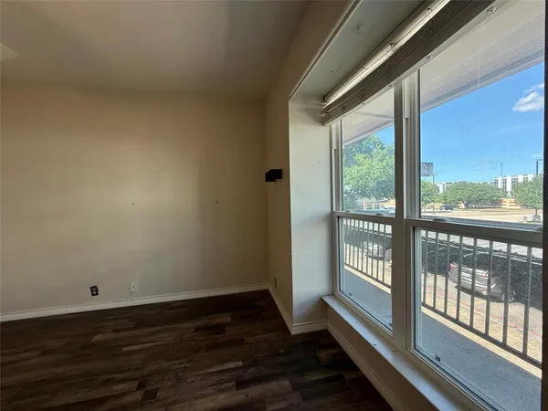 $133,100 | 7830 Meadow Park Drive, Unit 209, Dallas, TX 75230